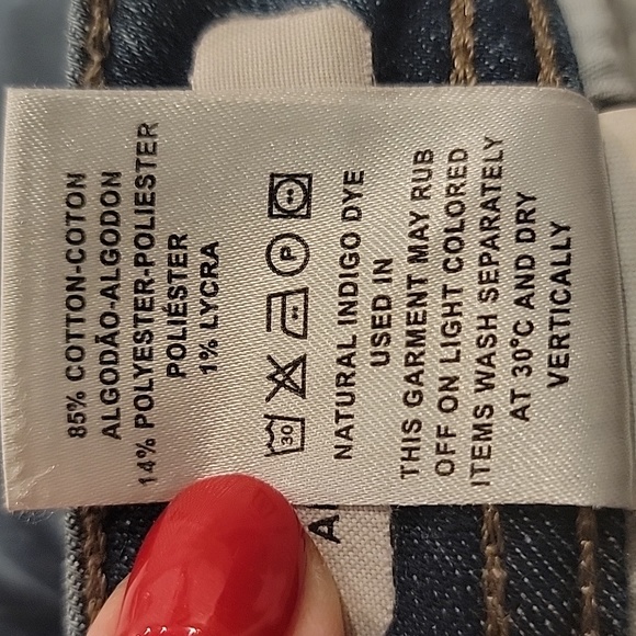 DL Jeans - Picture 7 of 7